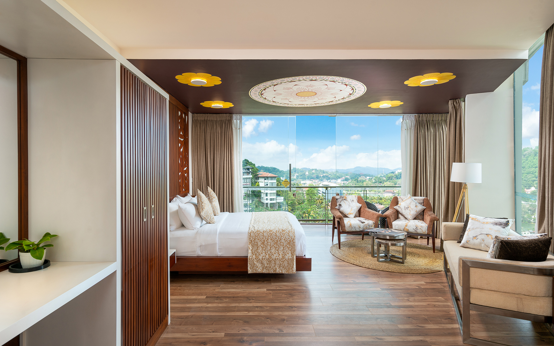 30% Savings on Reservations 